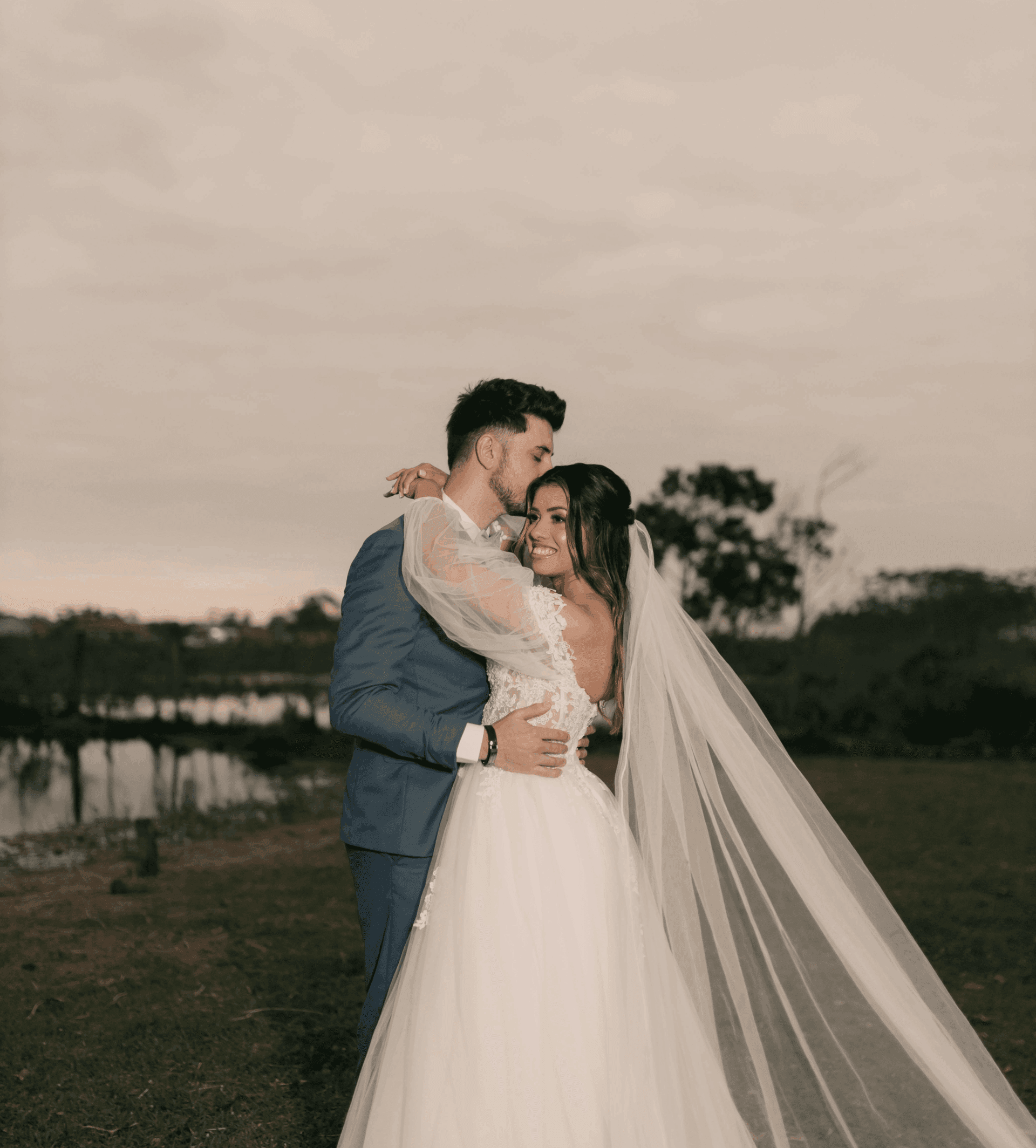 Digital Overload: Are Social Media Trends Shaping Your Wedding Dreams (for Better or Worse)?