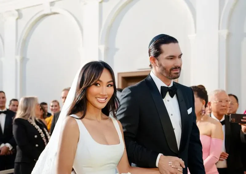 Bling Empire’s Dorothy Wang and Brandon Yankowitz Tie the Knot in Fairytale Wedding in Italy 