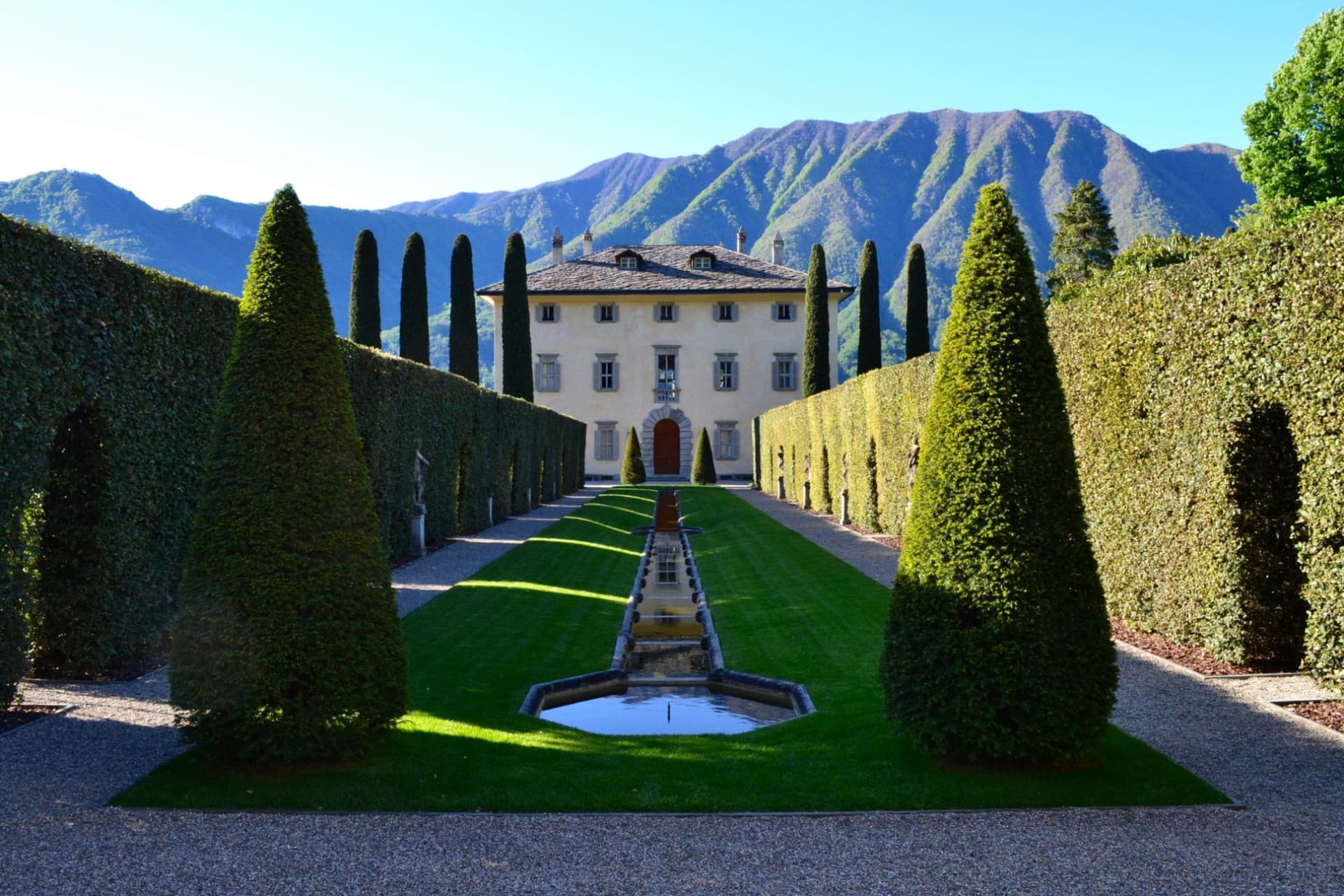 A chic European inspired Wedding