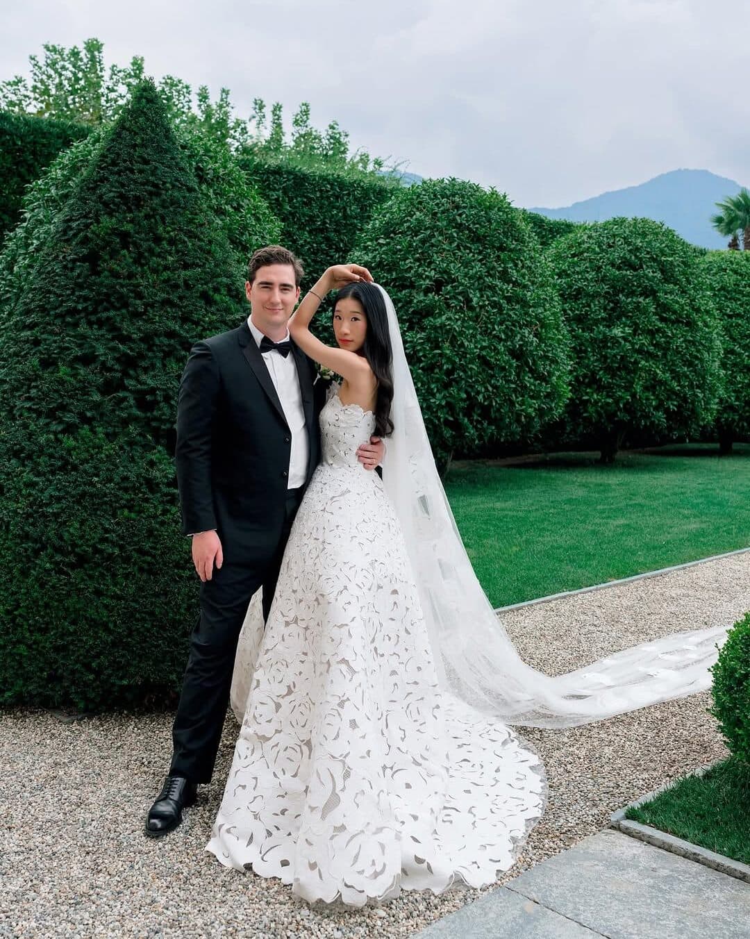 Against All Forecasts, Becca Bloom’s Lake Como Wedding Was Blessed by Clear Skies