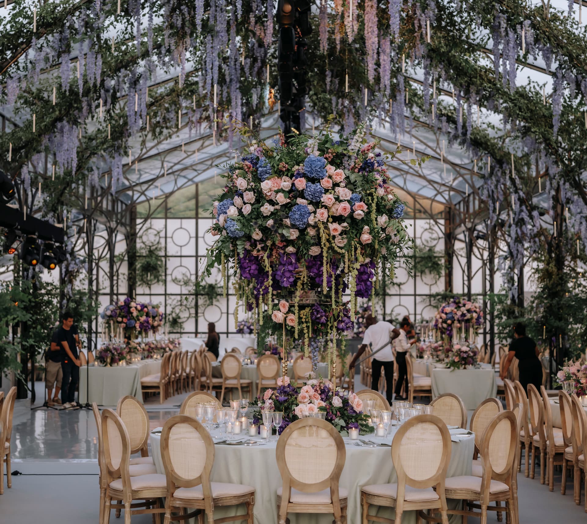 Micro vs Mega: Why the Wedding World Is Splitting in Two