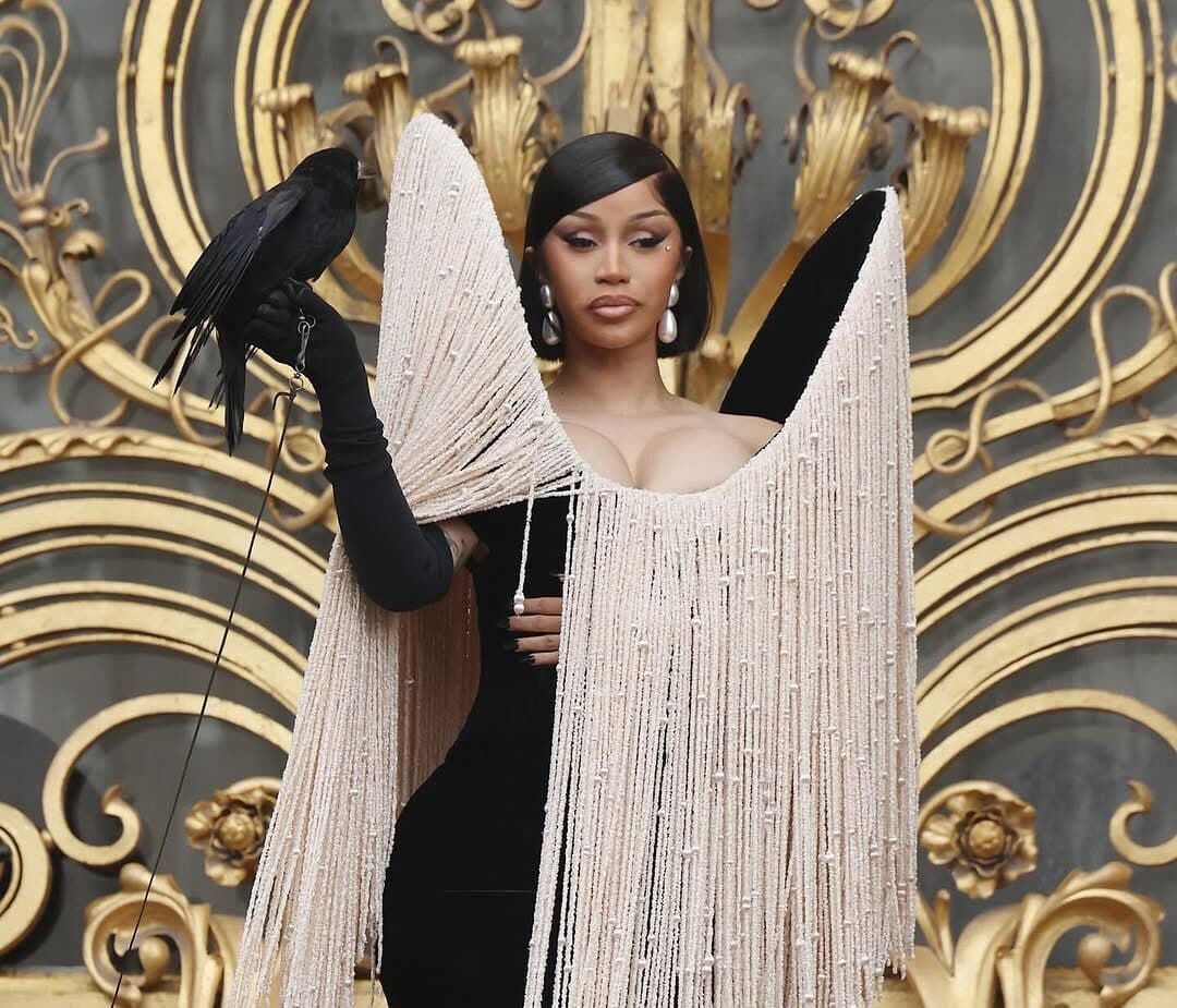 Schiaparelli Fall 2025 Couture: A Monochrome Spectacle with a Saucy Twist