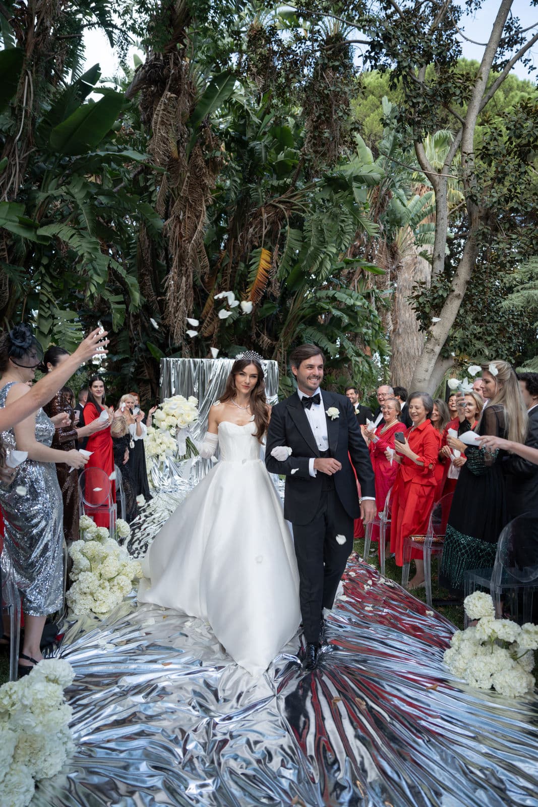 Modern Opulence: How This Cross-Cultural Couple Pulled Off a Contemporary Wedding in Sicily