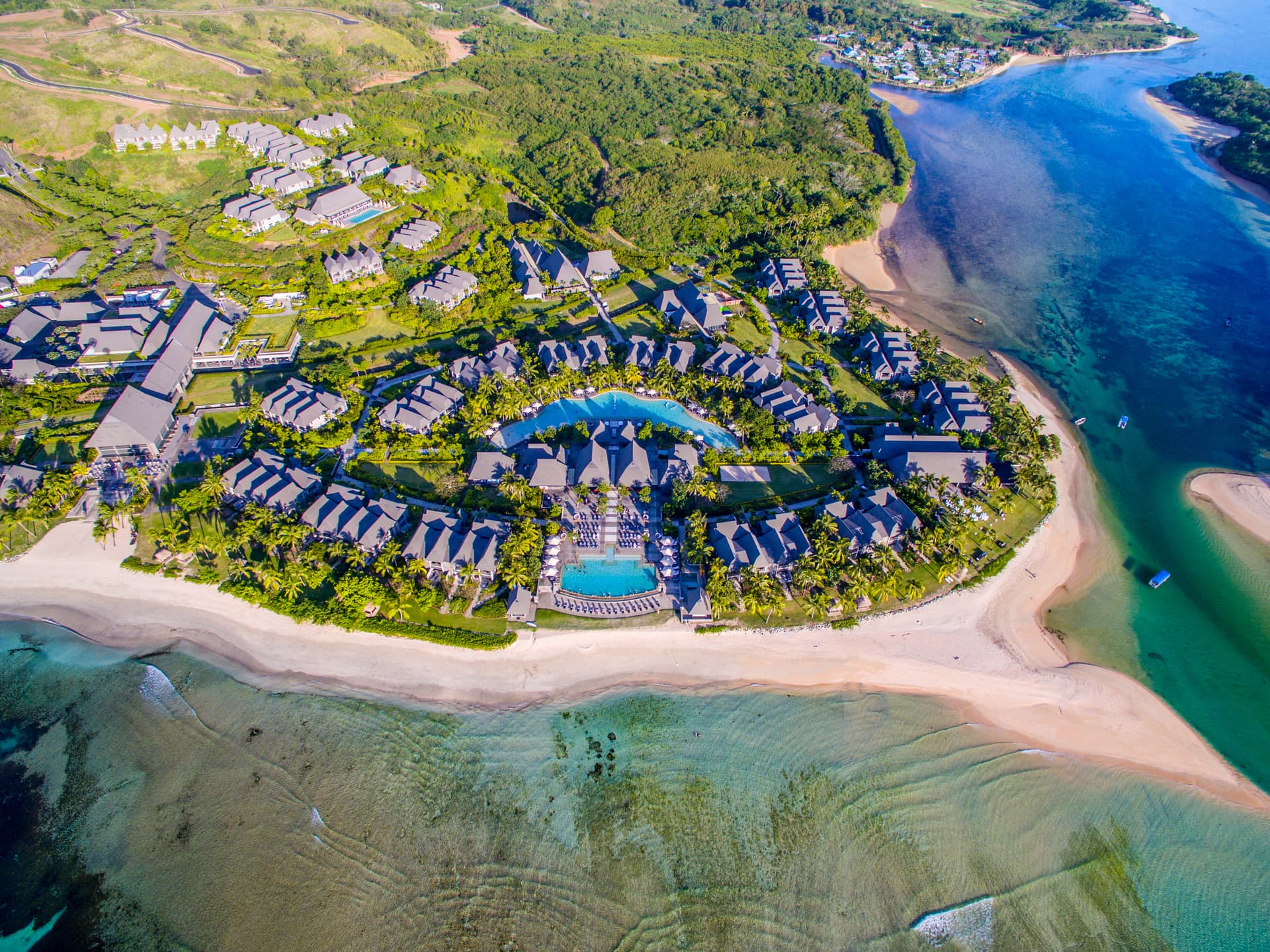 Intercontinental Fiji Golf Resort &amp; Spa destination wedding
