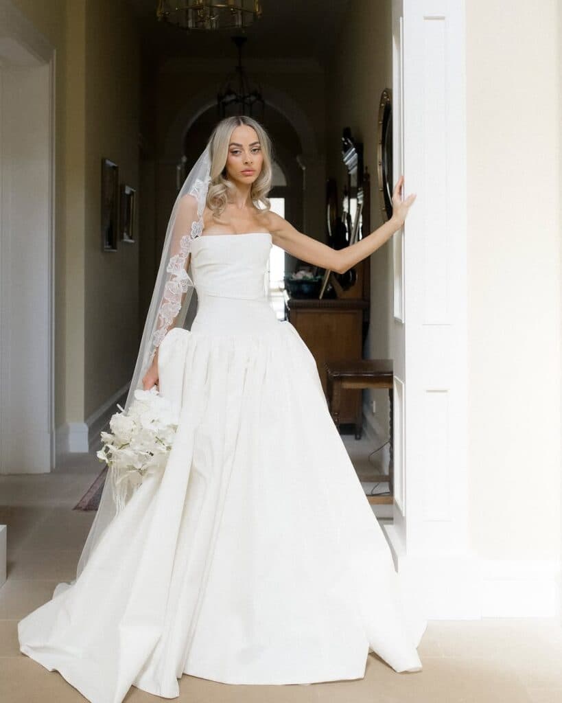 Em Davies, Margaret River Wedding, Love Story, Emiliy Davies, Joel Gambin, Influencer wedding, Vogue Australia