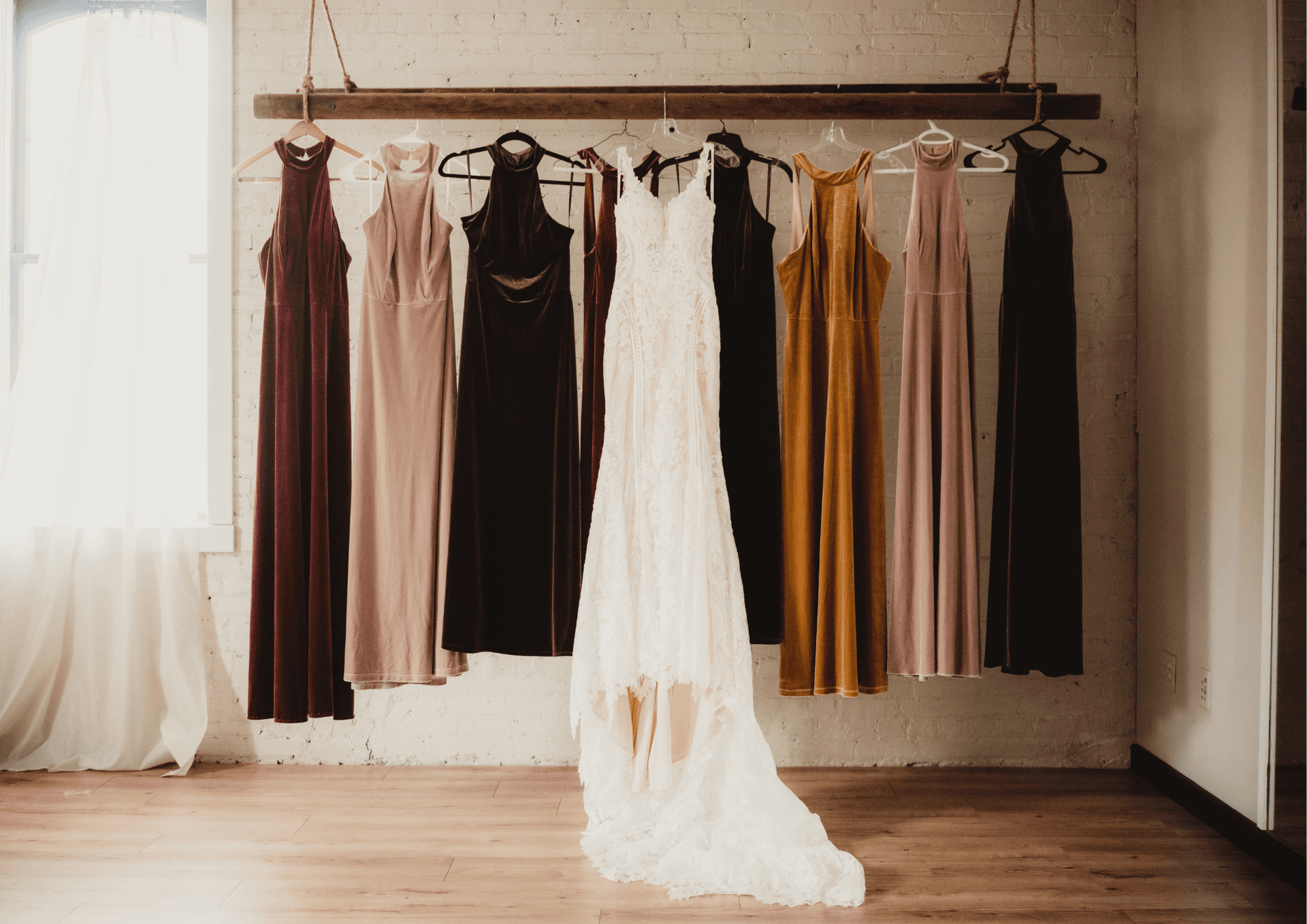 Bridesmaids Dilemma: 7 Reasons You’d Never Ditch Your Bridal Squad