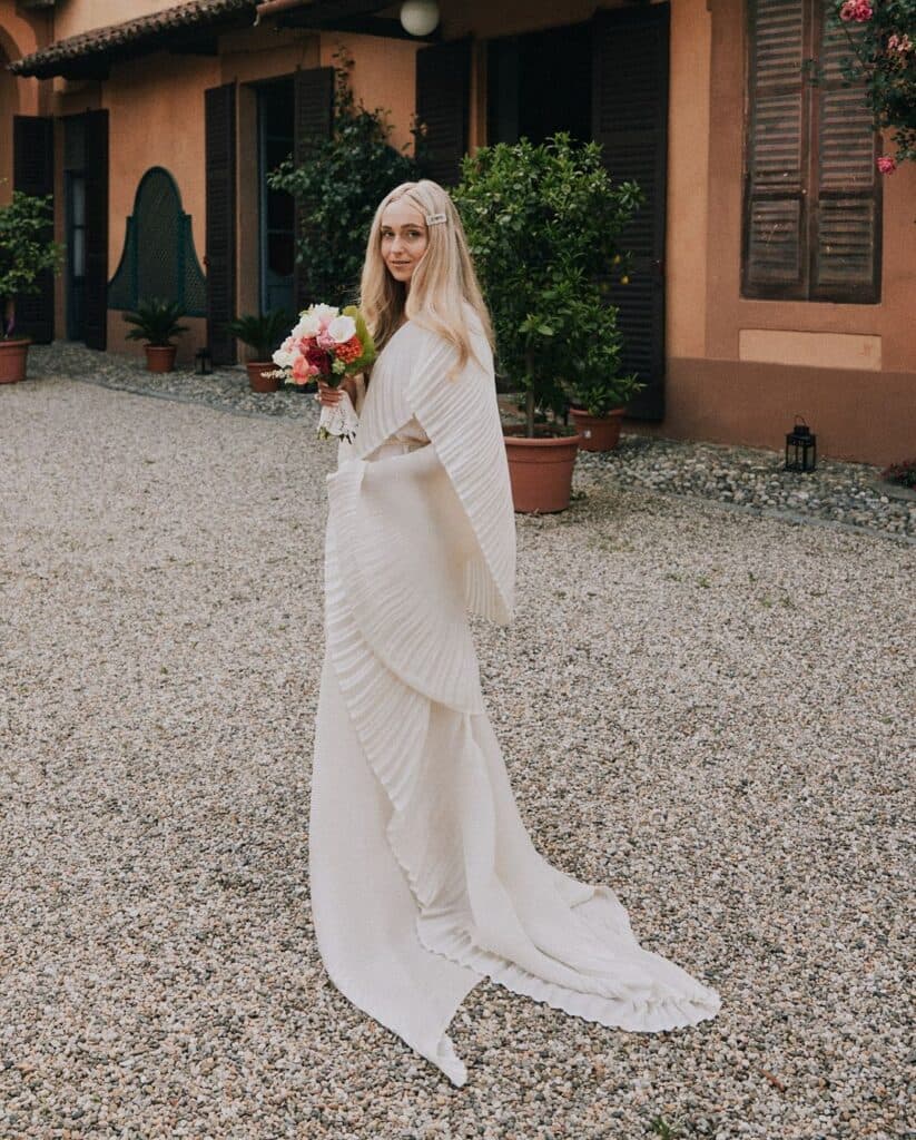 15 Futuristic Bridal Designers