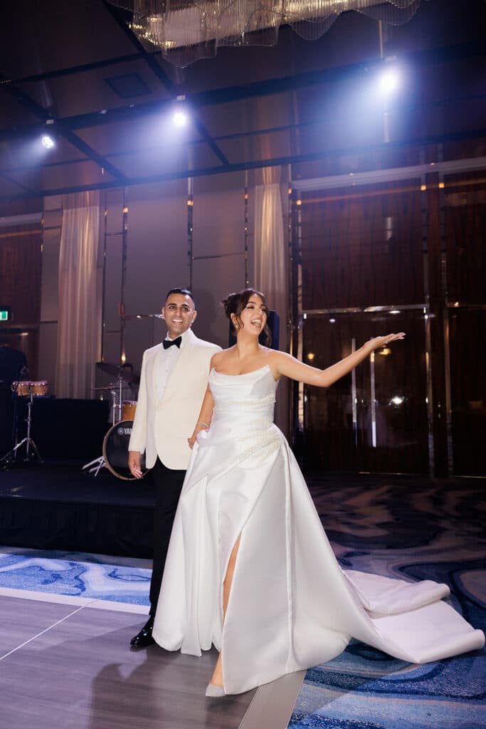 CHIC MINIMALIST WEDDING AT CROWN SYDNEY
