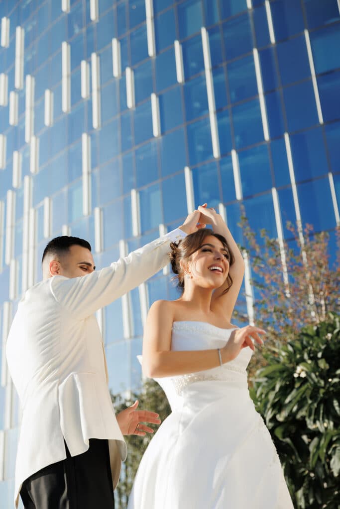 CHIC MINIMALIST WEDDING AT CROWN SYDNEY