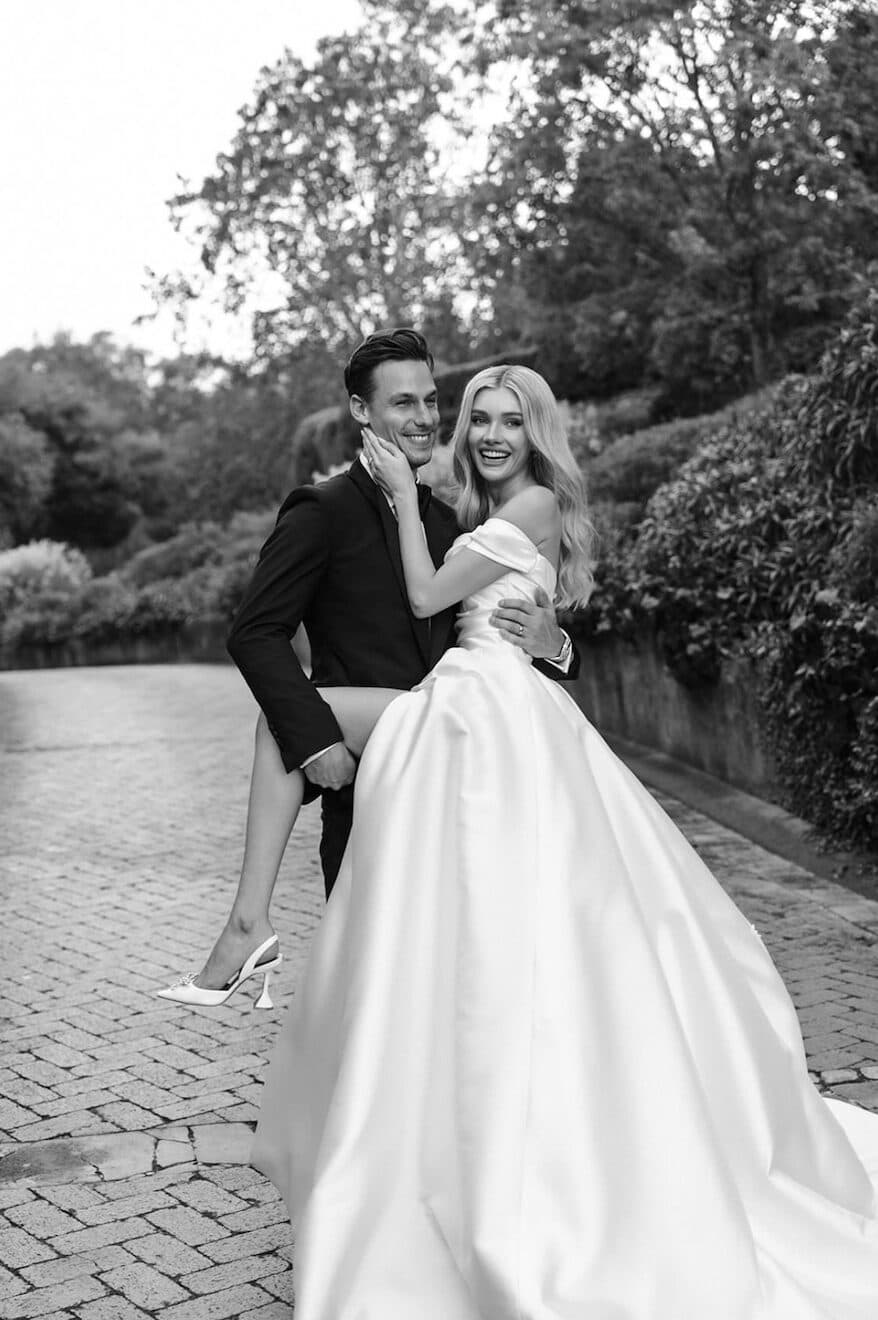 Get Hitched Like A Pro: 10 Wedding Tips From Content Creators Who Have Seen It All!