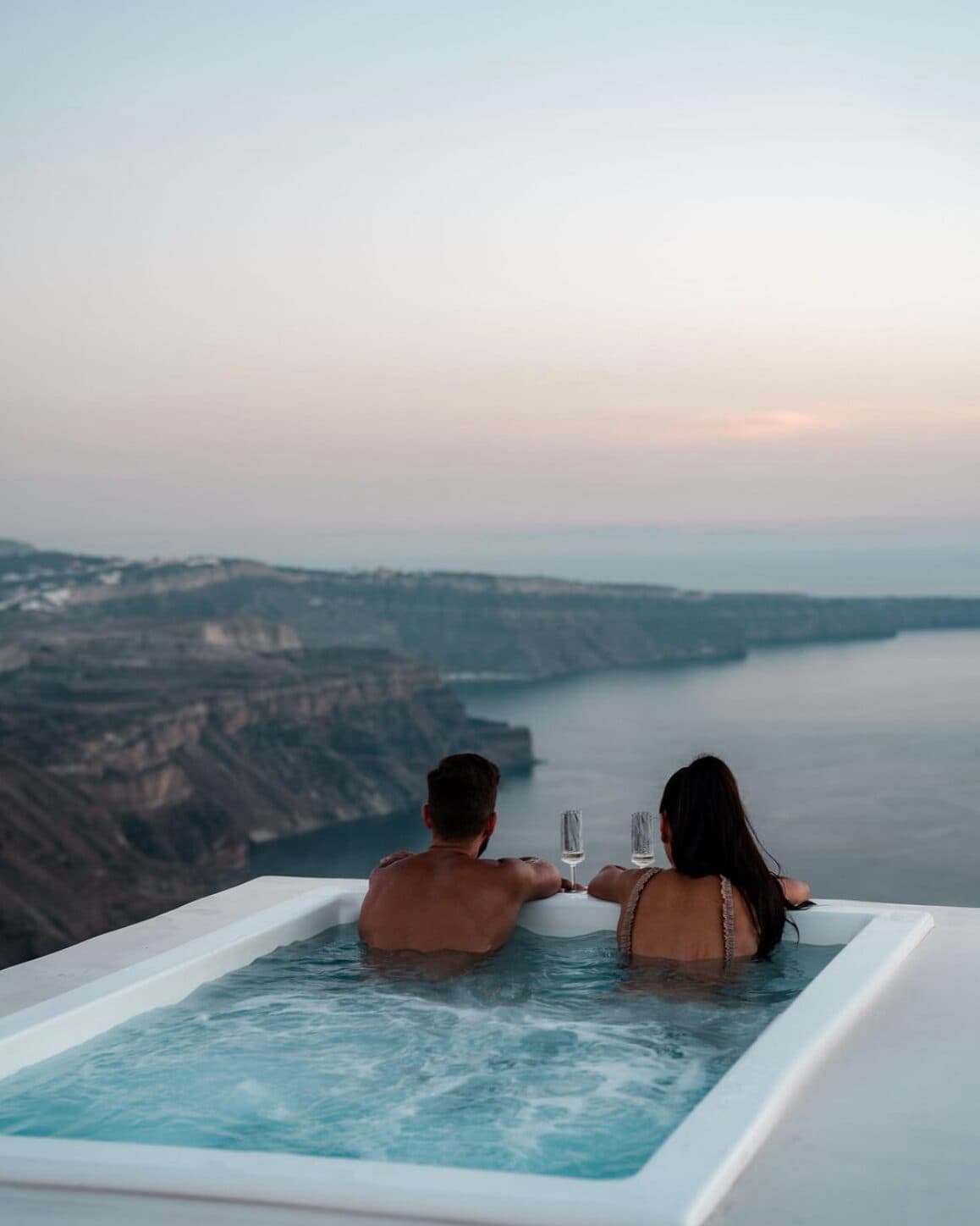 Top 10 Most Instagrammable Proposal Locations Around The World
