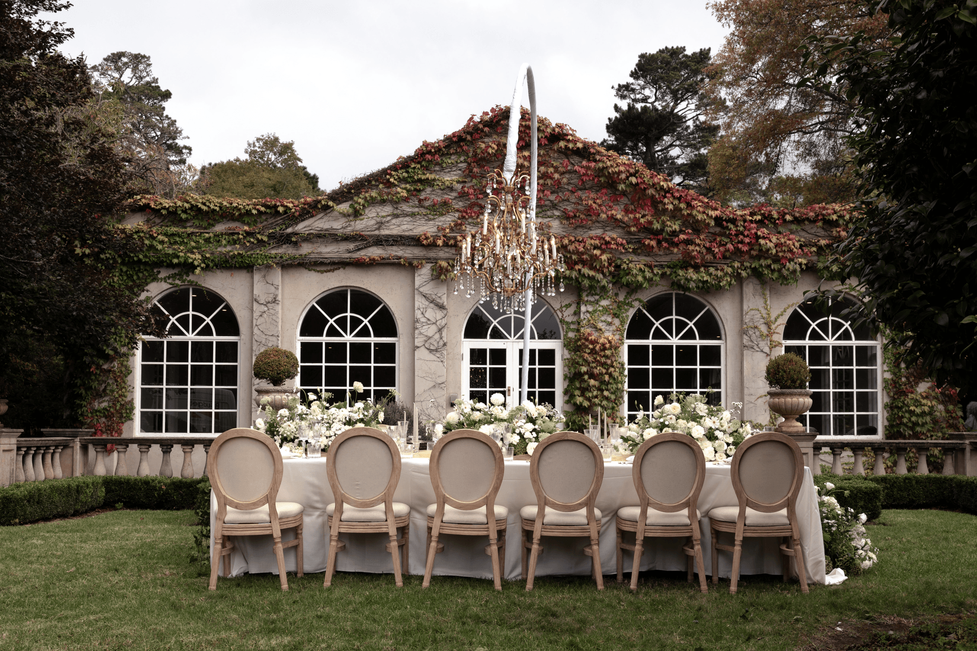 Image by @auraweddings