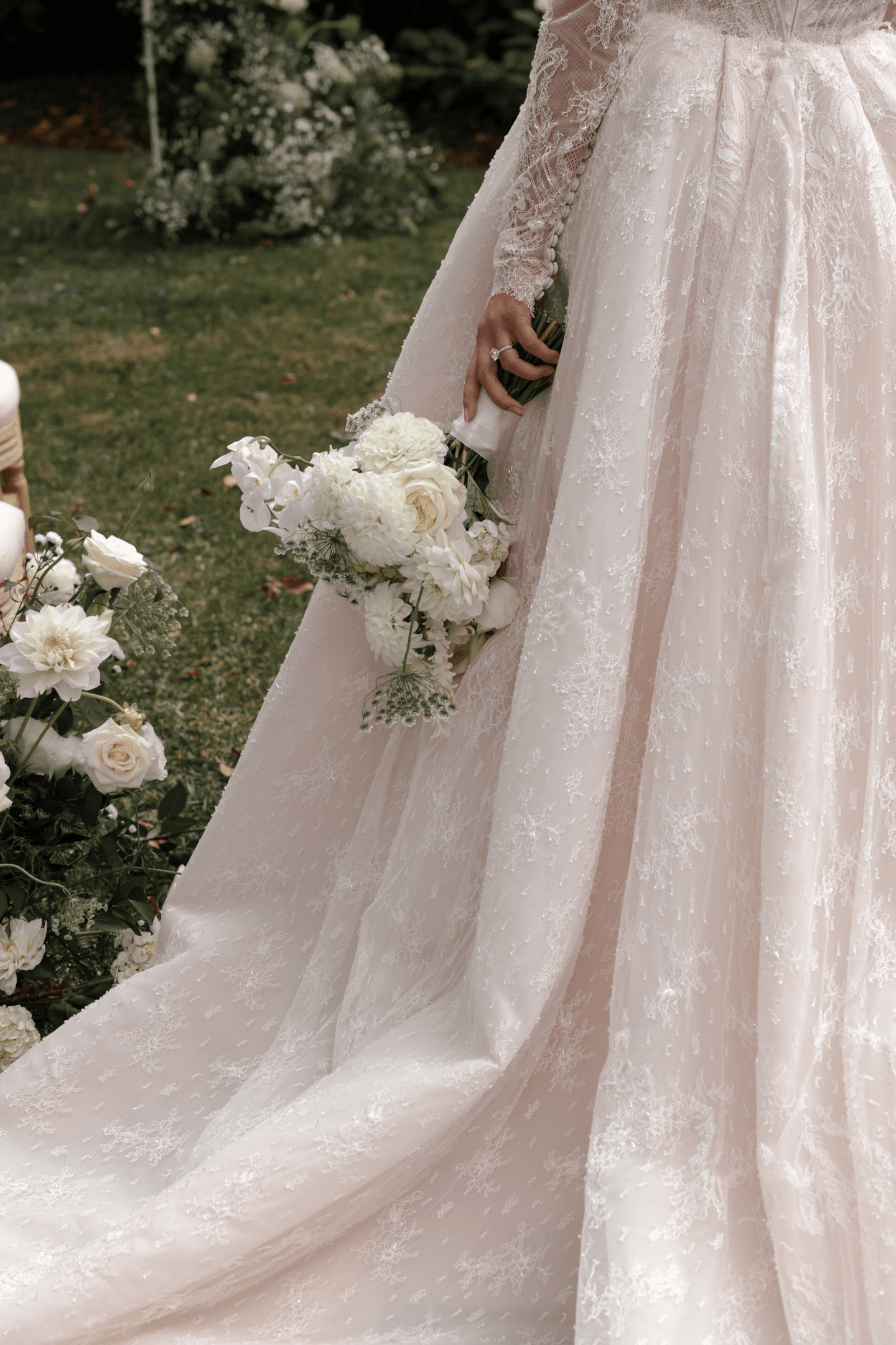 Image by @auraweddings