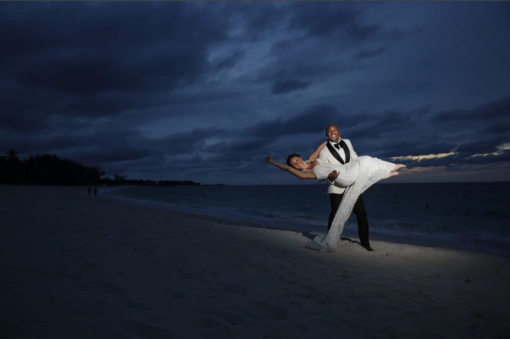 A Seaside Destination Wedding At The Atlantis Bahamas