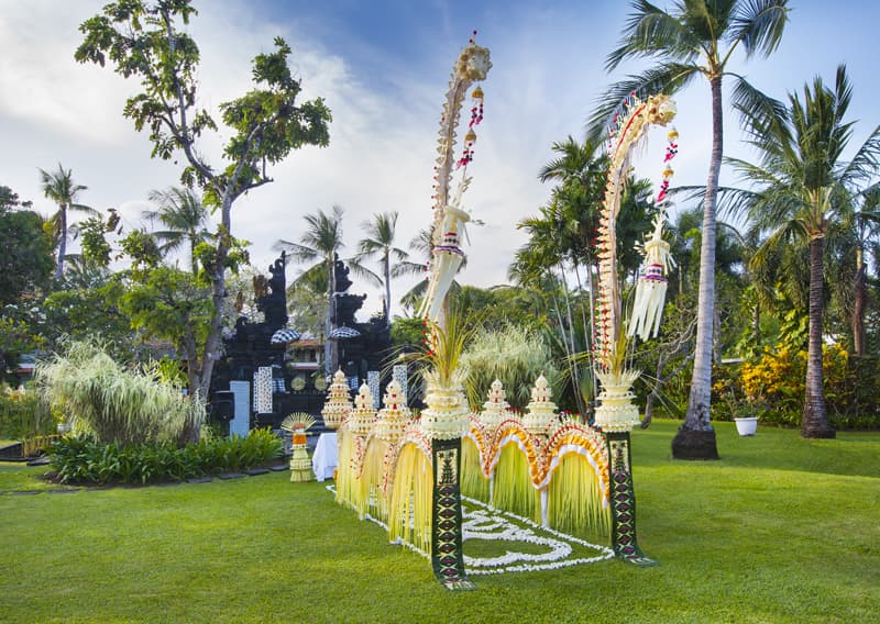 This Bali Resort Will Make Your Tropical Wedding Dreams Come True