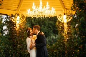 Real Wedding: A Modern and Chic White Affair