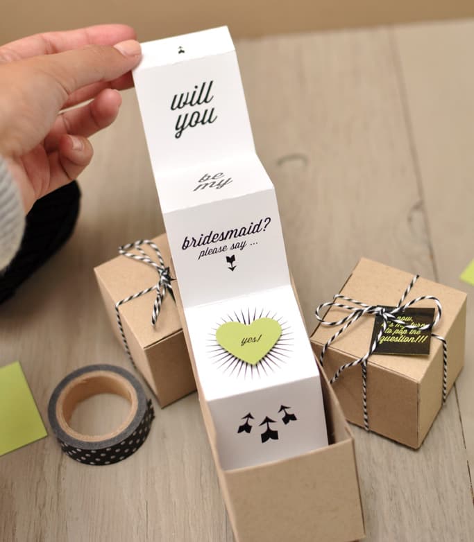 creative be my bridesmaid idea 