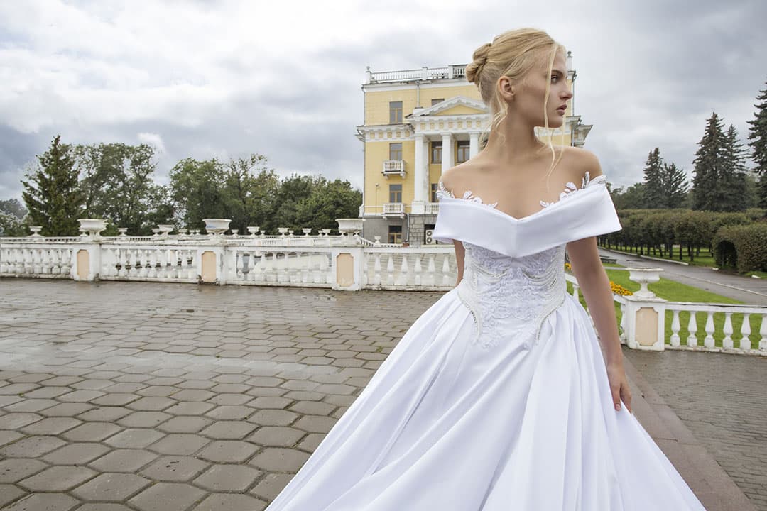 Nurit Hen Fall 2017 New York Bridal Week Wedding Dress Collection