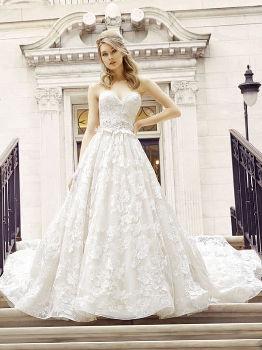 Val Stefani Fall 2017 New York Bridal Week Wedding Dress Collection