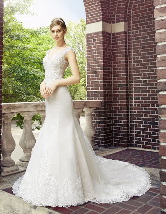 Val Stefani Fall 2017 New York Bridal Week Wedding Dress Collection