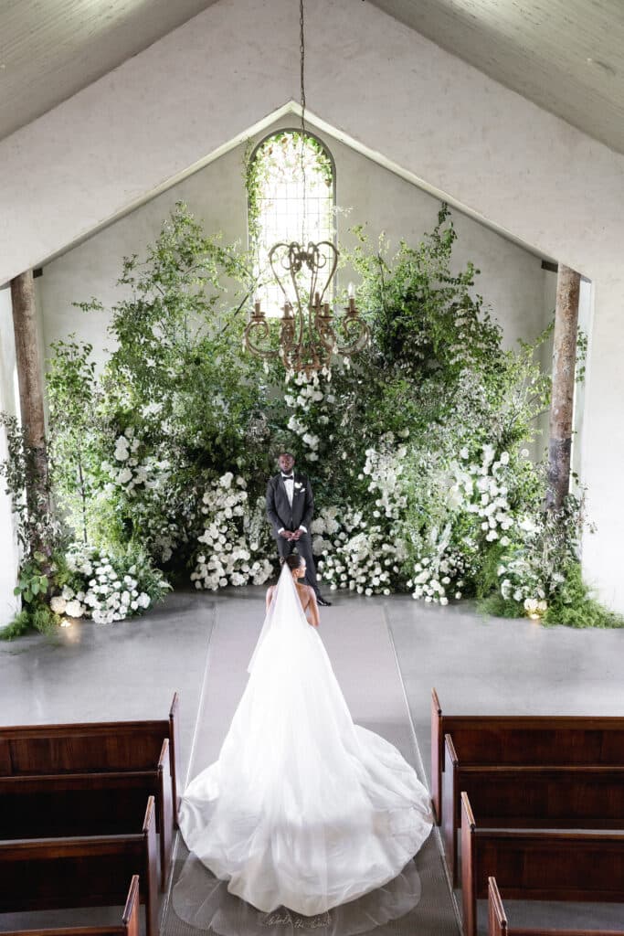 Top 24 Processional Songs to Walk Down the Aisle To in 2024