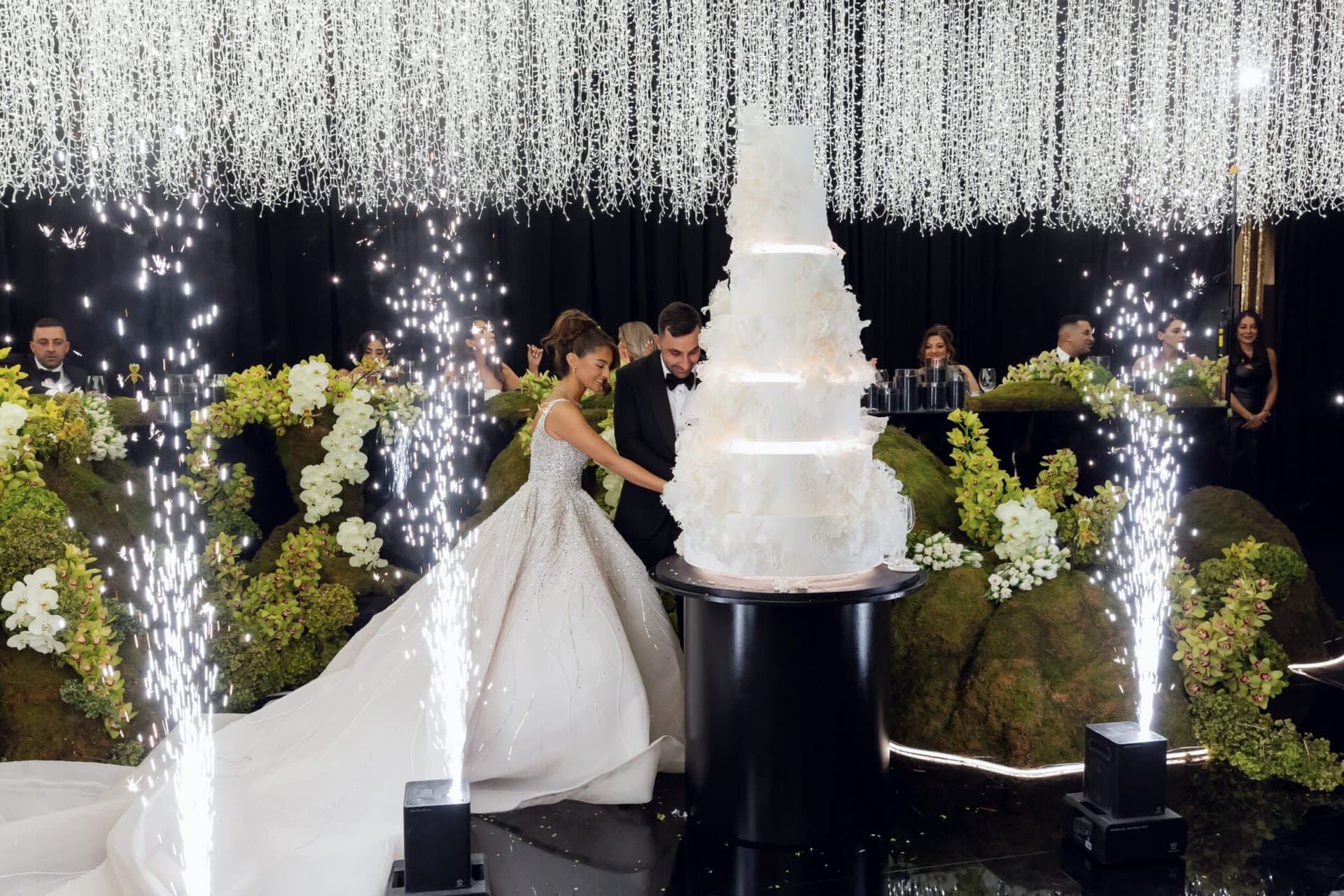 A Modern Dark and Moody Wedding in Sydney, Australia