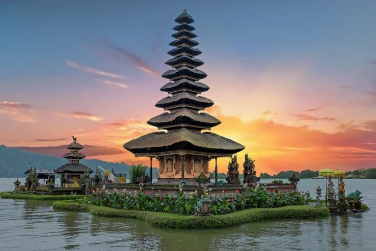 How To Plan The Perfect Engagement in Bali
