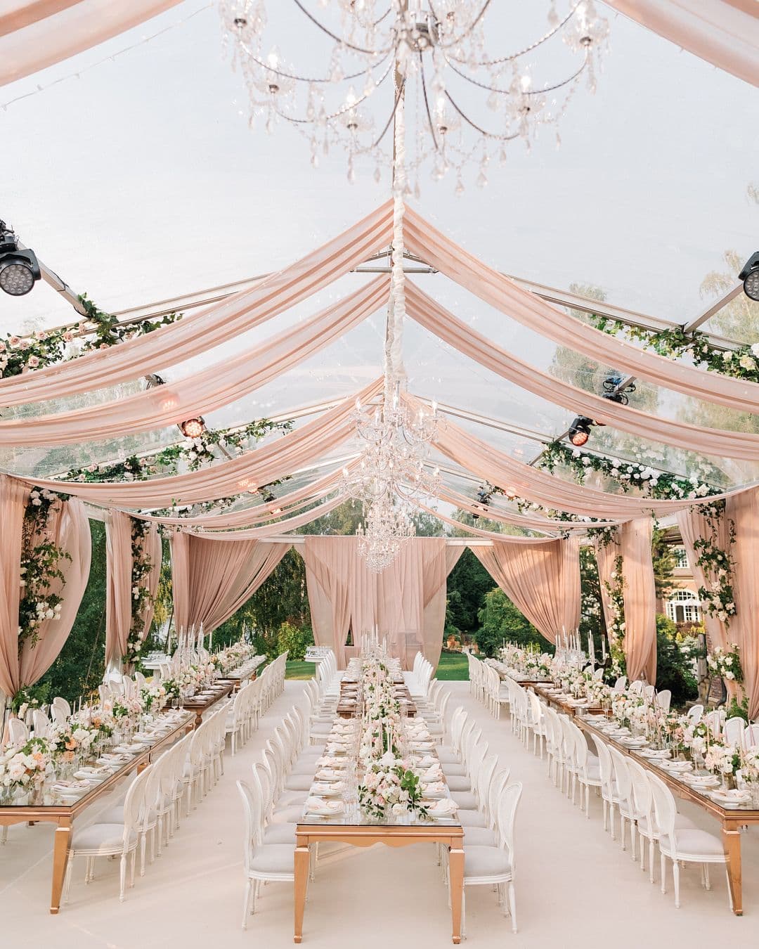 Peach Fuzz Is The Pantone Color Of The Year 2024