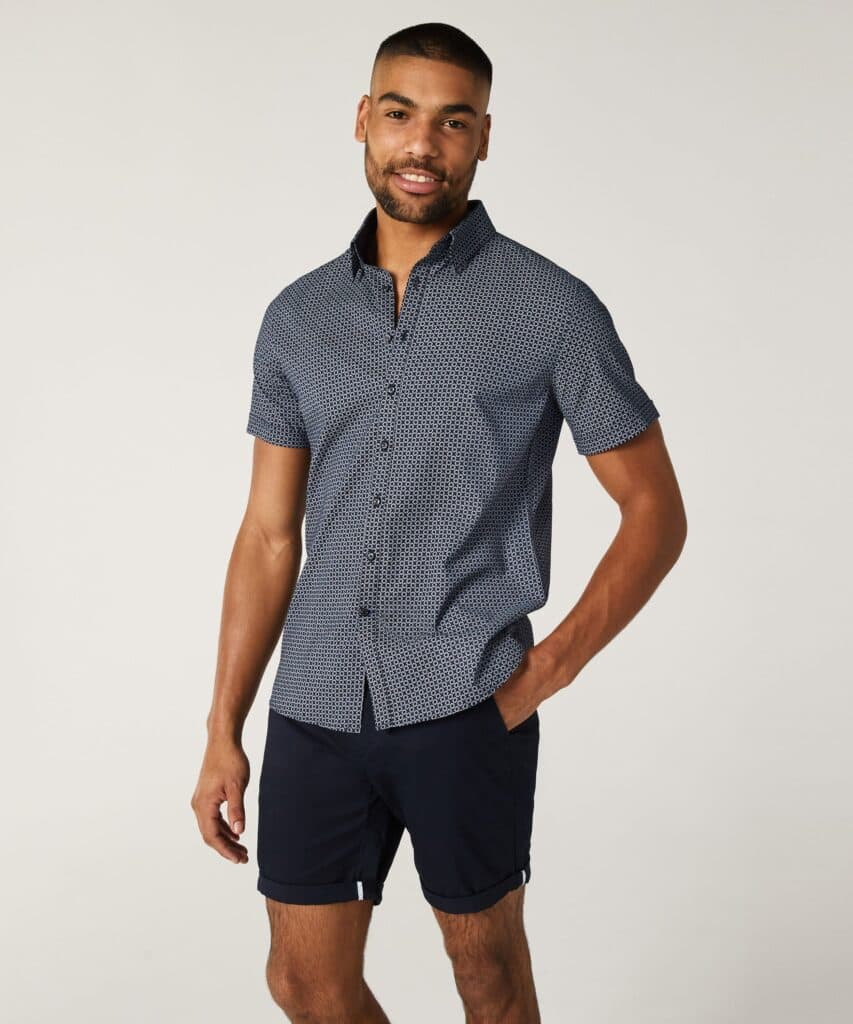 What To Wear To A Beach Wedding In 2024