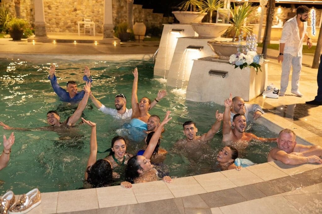 A Picturesque Destination Wedding in Italy