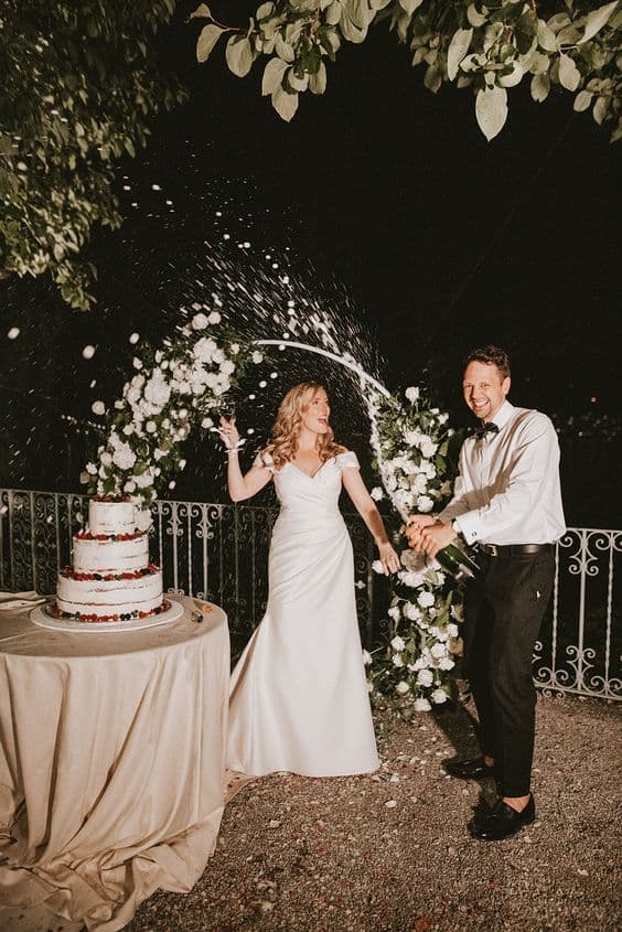 A Guide To Your Lake Como Wedding Costs