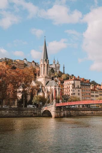 Top 20 Honeymoon Destinations in France For A Romantic Getaway