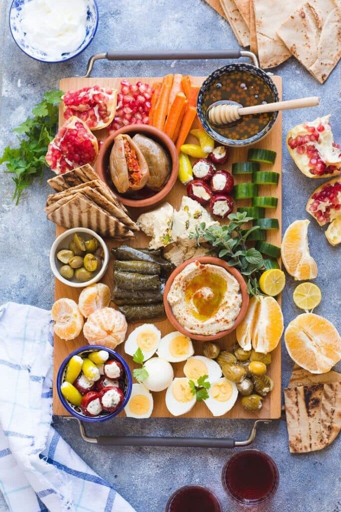 Incorporating Traditional Middle Eastern Cuisine Into Your Destination Wedding Feast