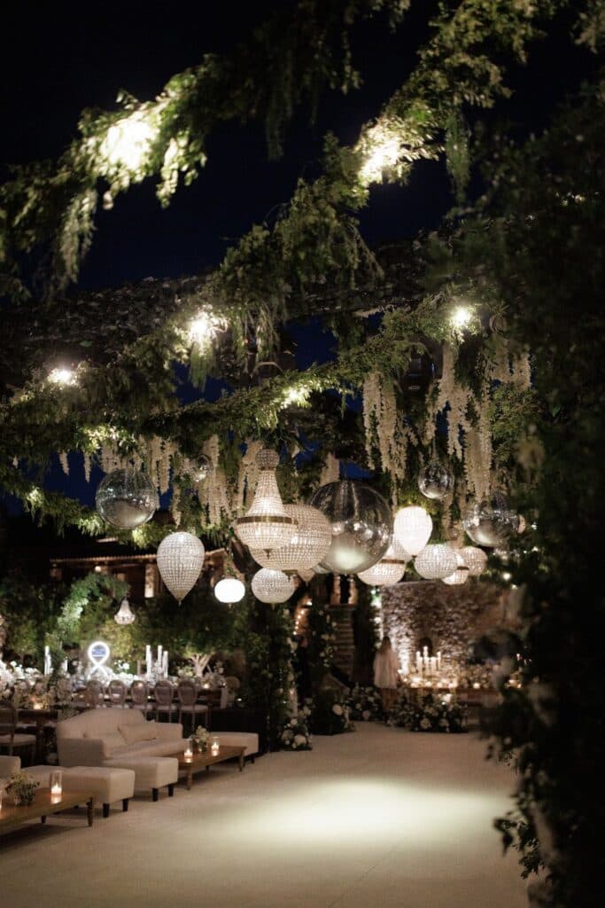 5 Of Our Favorite Destination Weddings In Greece