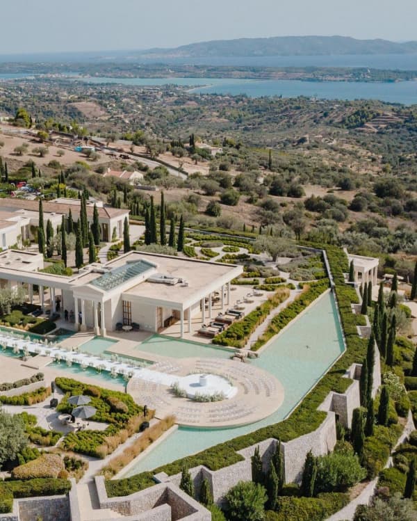 5 Of Our Favorite Destination Weddings In Greece