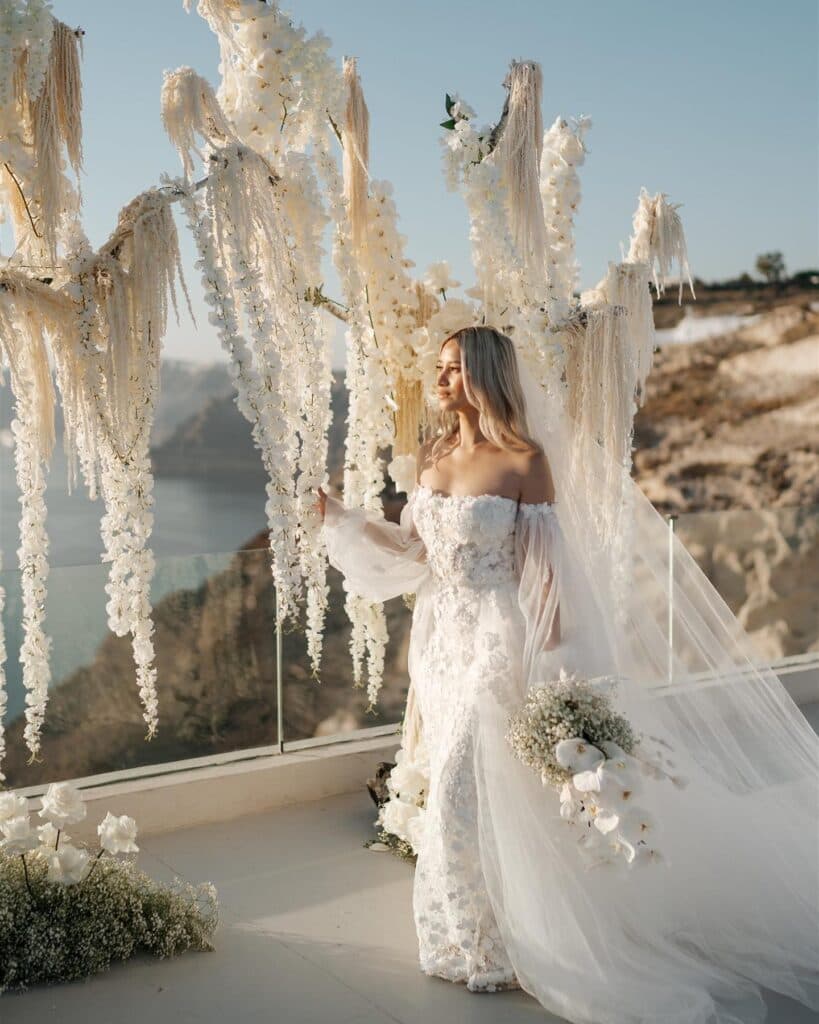 5 Of Our Favorite Destination Weddings In Greece