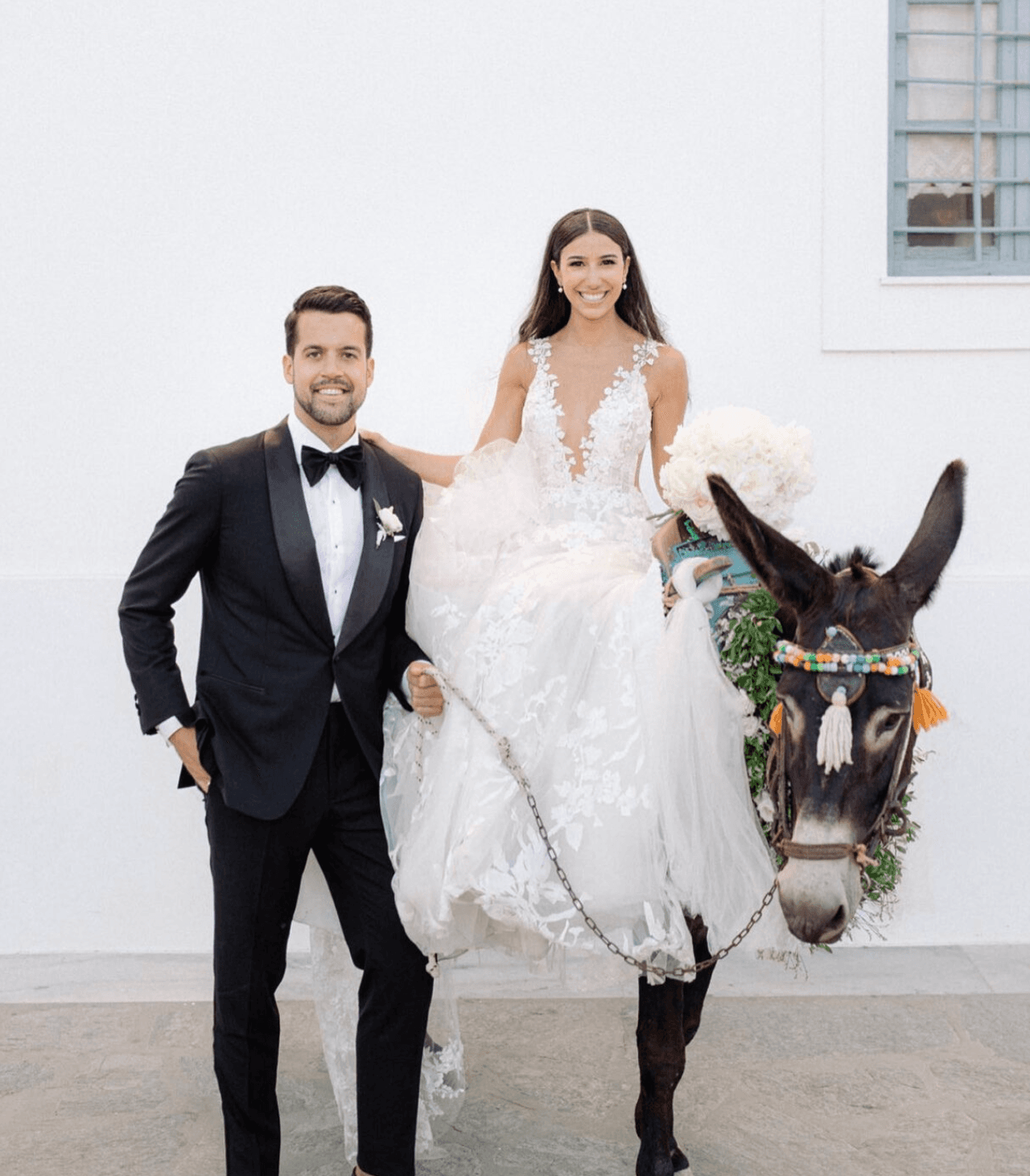 5 Of Our Favorite Destination Weddings In Greece