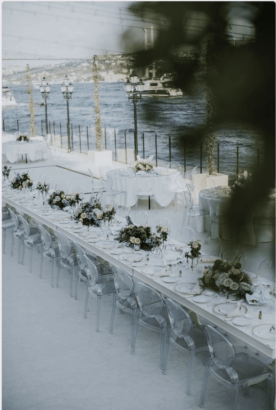 Bride To Be Is Not Very Impressed With Her Tiny Engagement Ring