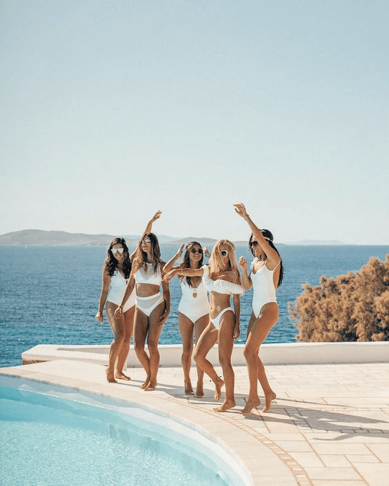 This is Why Destination Bachelorette Parties are So Popular