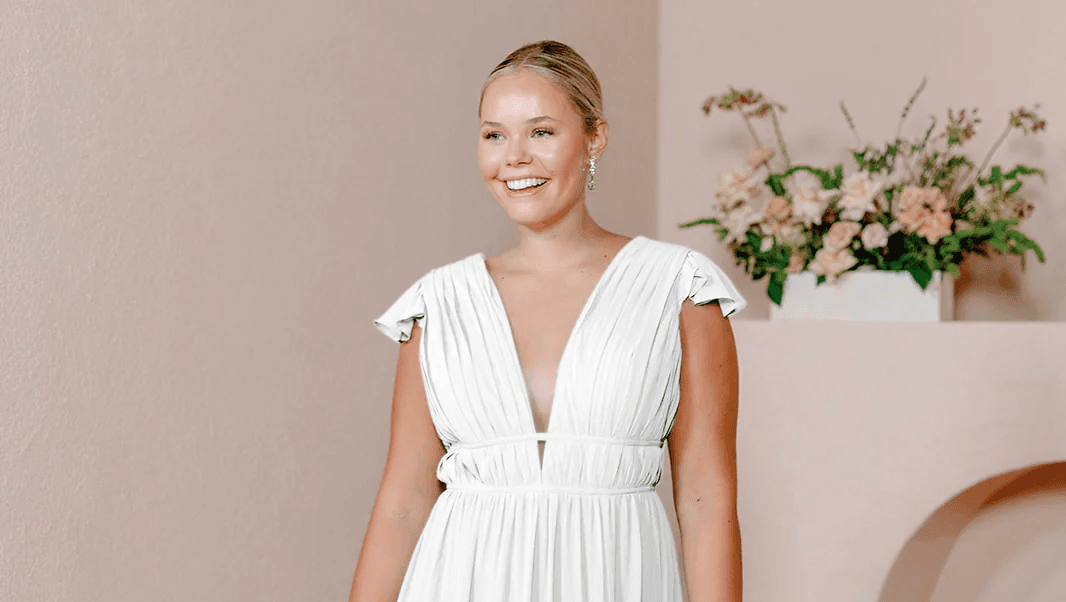 10 Bridesmaids Dresses to Shop for an All-White Destination Wedding 