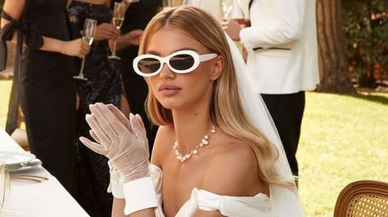 7 Sophisticated Ways to Wear Gloves with Your Bridal Gown