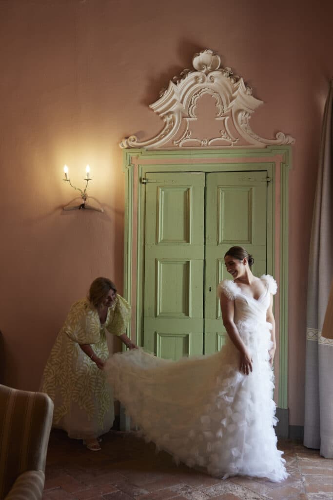 This Australian Couple Had An Enchanting Fairytale Destination Wedding In Italy