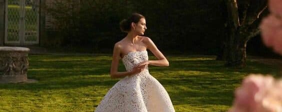 10 Chic Wedding Dress Trends in 2024