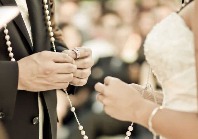 10 of the Most Fascinating Wedding Traditions in Mexico