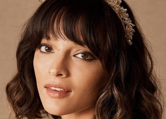 10 Chic and Elegant Wedding Hairstyles for Brides with Bangs