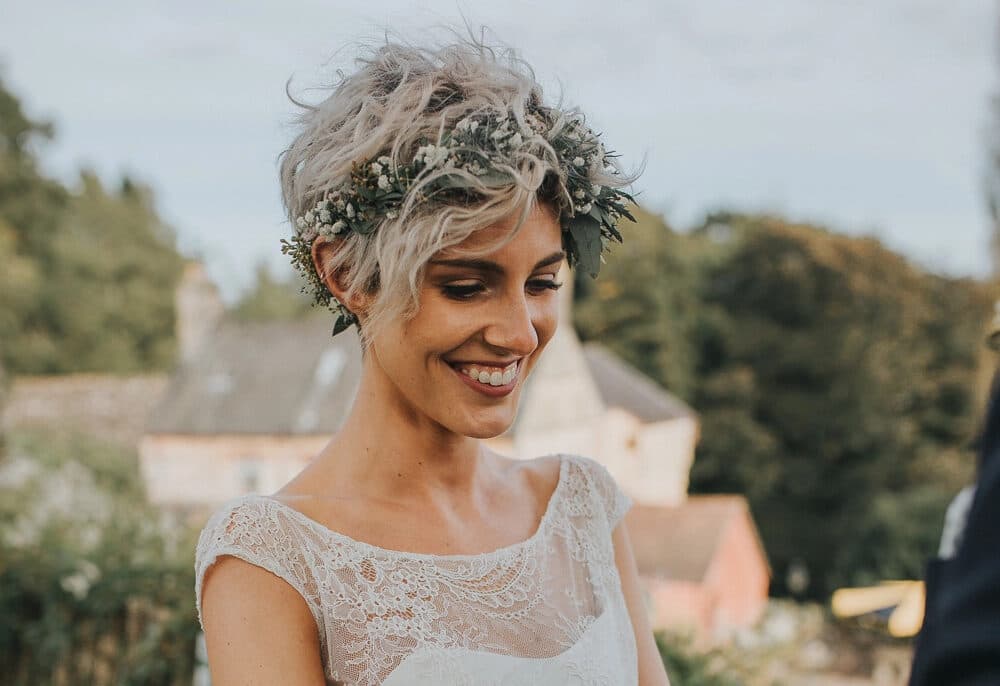 10 Chic Pixie Cut Wedding Hairstyles for the Bold Bride