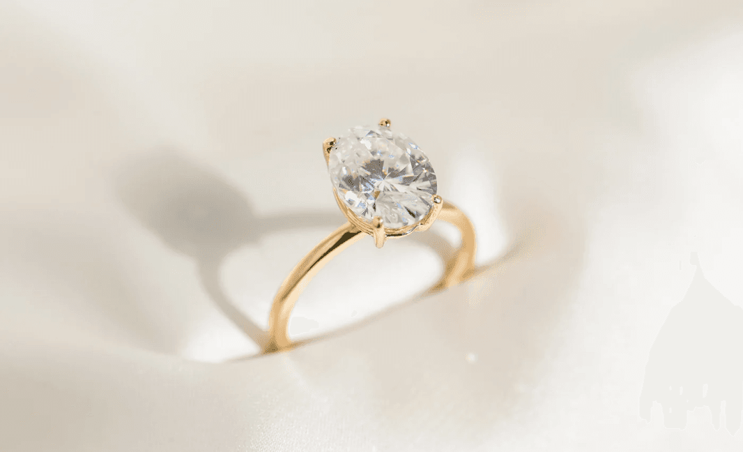 10 Reasons to Say Yes to a Lab-Grown Diamond Engagement Ring