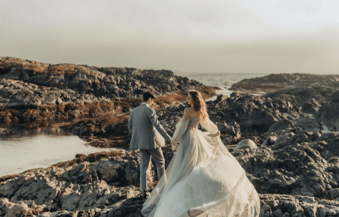 10 Creative Wedding and Engagement Shoot Ideas You Can Easily Pull Off