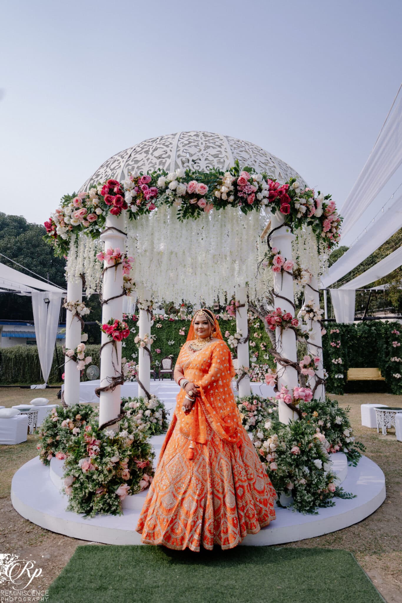 This Couple Honoured Their Heritage with a Unique and Vibrant Bengali Wedding