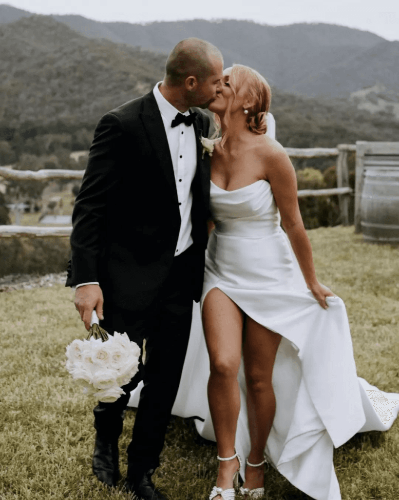 Pre-loved weddings dresses for sustainable weddings.